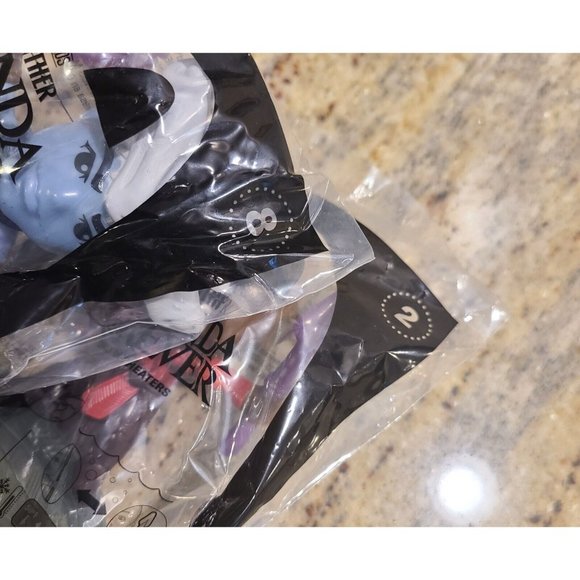 2 McDONALD'S Black Panther Wakanda Forever HAPPY MEAL TOYS #2 Okoye & #8 Attuma - Picture 3 of 4